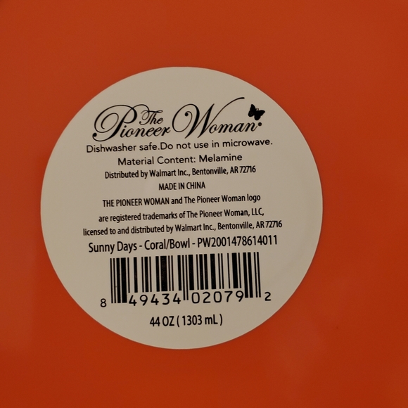 Pioneer woman 8pc melamine set - Picture 4 of 5
